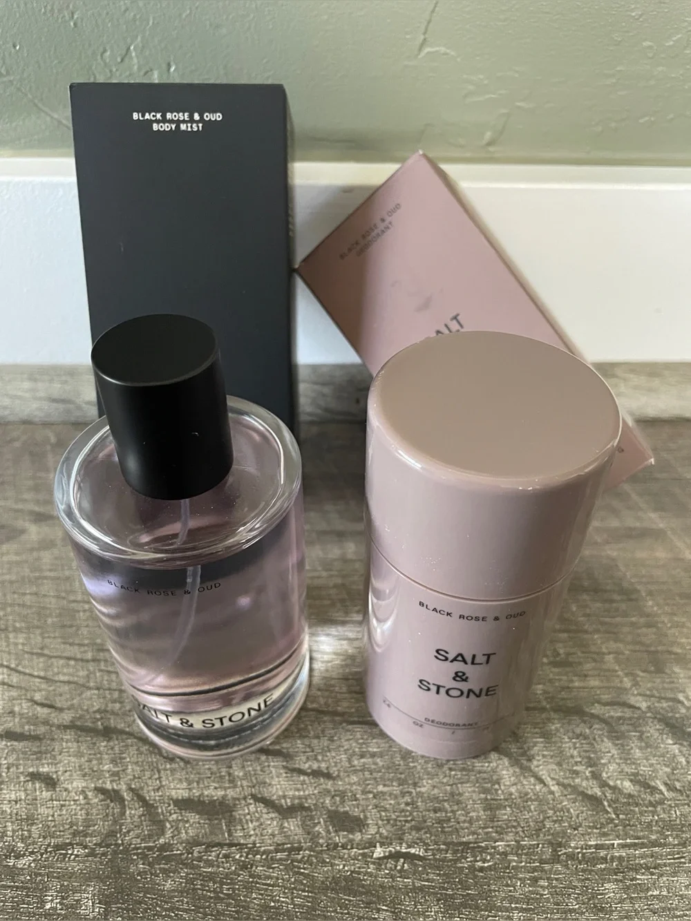 🆕NIB SALT & STONE Black Rose & Oud Women’s Deodorant & Fragrance Set 🥀
